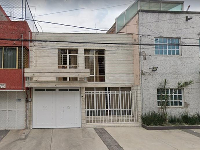 Casa En La Gustavo A. Madero A Un Super Precio De Remate Bancario