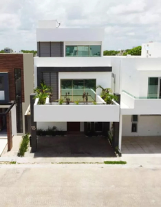 En Venta Casa Familiar En Residencial Aqua Fase Ii