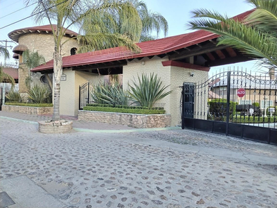 Se Vende Casa En Tequisquiapan, Querétaro.
