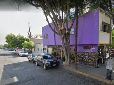 Venta De Casa En Calle Mezquite, Colonia Del Fresno 2a. Sección C.p. 44900, Guadalajara Jalisco.