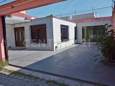 Casa en renta en Bellavista, Metepec, Estado de Mexico