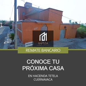 Doomos. Casa en Venta en Fraccionamiento Hacienda Tetela, Cuernavaca, Morelos