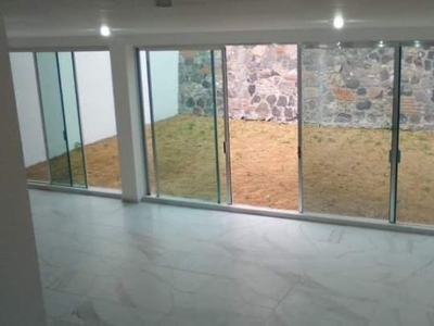 Linda Residencia en Real de Juriquilla, 4ta Recamara en PB, Jardín, De Lujo !!