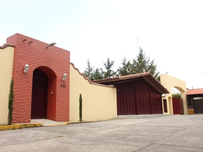 Casa en venta Paseo San Adolfo 311, Mz 019, Vista Nevado I, San Miguel Zinacantepec, Estado De México, México