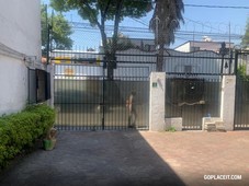 Se vende linda Casa en Coyoacán cerca del centro, Prados de Coyoacán - 15 habitaciones - 9 baños - 325.00 m2