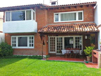Casa en venta al norte Jardines de la Concepción