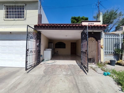 Casa en VENTA, Col. Genaro Estrada, Culiacán Sin.