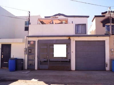 Casa en Venta en VILLAS DEL REY Ensenada, Baja California