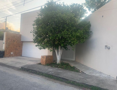 Doomos. Casa en Pre-venta en Emiliano Zapata Norte