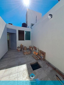En venta casa nueva de 3 recámaras, Col. Nicolaitas Ilustres, Morelia. $1,898,000.