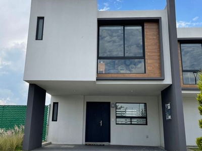 Casa en condominio en venta San Mateo Otzacatipan, Estado De México, México