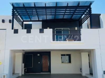 CASA EN VENTA EN FRACCIONAMIENTO MONTECARLO GRAND, MAZATLÁN SINALOA