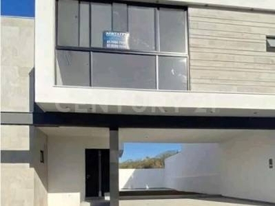 CASA EN VENTA EN CASTAÑOS DEL VERGEL EN MONTERREY NL