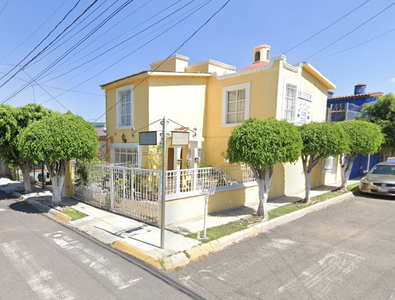 Bonita Casa En Venta, Haz Tu Sueño Realidad Y Ten Casa Propia - De Botina 155, Plazas Del Sol 2da Secc, 76099 Santiago De Querétaro, Qro.