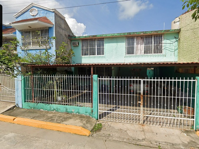 Casa De Remate En Colonia Gaviotas Villahermosa, Tabasco.- Ijmo3