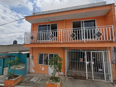 Casa Economica De Remate En Buena Vista, Xalapa-enríquez, Veracruz.- Ijmo3