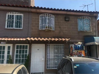 Casa En Venta En Iztapalapa Cerca De Metro Guelatao