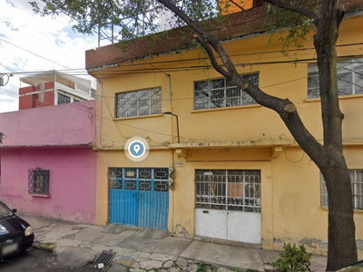 Casa En Venta En La Colonia Gertrudis Sánchez, G.a.m. Jg17