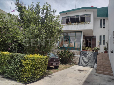 Casa En Venta En Zona La Calera Puebla.