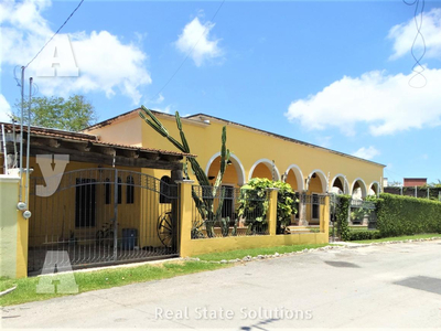 Casa Hacienda Yucateca Mexicana, En Venta, 3 Recámaras, Piscina, Estudio Tv, Alamos 1, Cancún