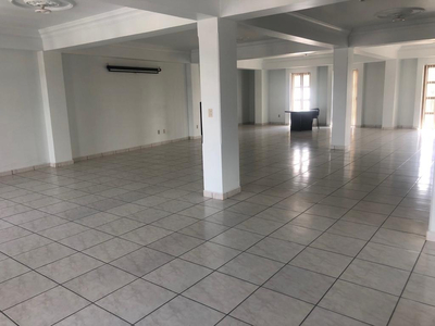 Edificio En Venta Y/o Renta, Zumpango, Sobre Avenida.