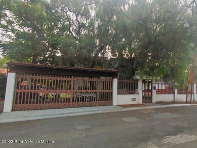 Villas Del Meson Juriquilla, 5 Recamaras, 381mts2