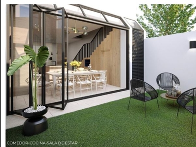 CASA EN CONDOMINIO CON JARDIN EN COLONIA ACACIAS