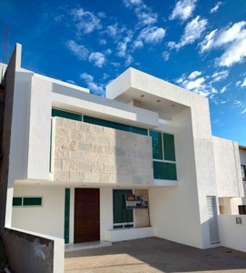 Casa en Lomas de Juriquilla con Roof Garden L1