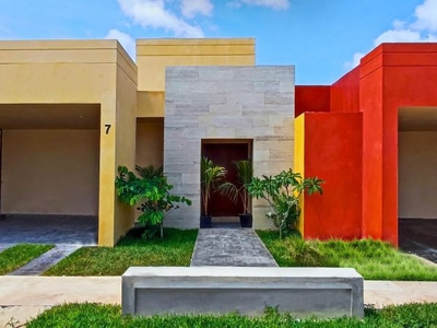 Casa en Venta de un Piso, Fracc Residencial con Alberca, en Conkal Norte, Mérida, Yucatán