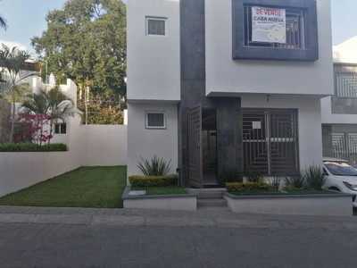 CASA EN VENTA EN CHULAVISTA CUERNAVACA, MORELOS A 3 MIN DEL CENTRO HISTORICO