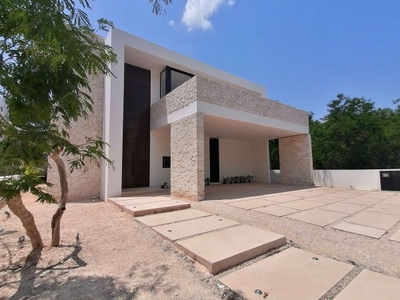 Casa en venta en Mérida, Privada Yucatán Country Club