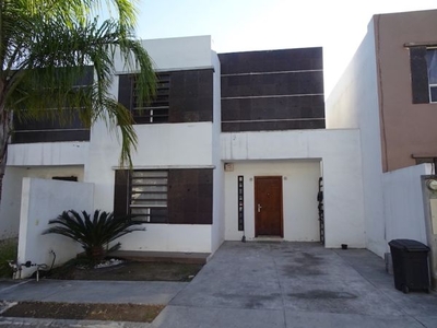 Casa en venta en Península Privada Residencial Guadalupe Nuevo Leon