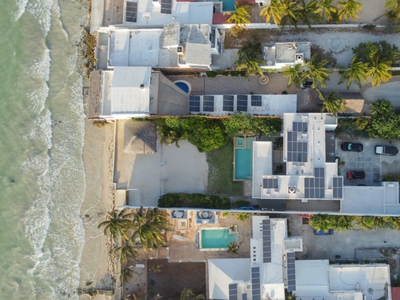 Casa Con Páneles Solares Frente Al Mar En Venta En Chelem