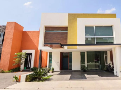 Casa En Venta En Morelia, Fracc. Monasterio