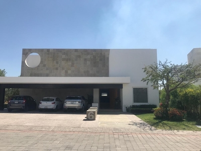 Doomos. RENTA CASAS AMUEBLADAS JURICA QUERETARO VILLAS CLUB REGENCY AA