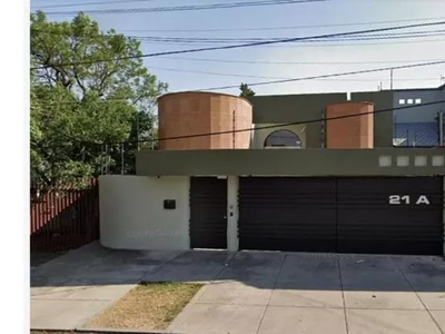 Remate De Grande Casa En Ciudad Satelite, Naucalpan, Edo. Méx., Eg.