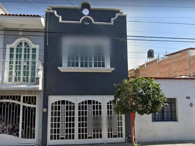 Se Vende Casa En San Andrés, Guadalajara, Jalisco. Entrega Garantizada En Remates Bancarios Por Mas De 10 Años.