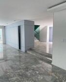 en venta, hermosa casa con amplios espacios - 3 habitaciones - 6 baños