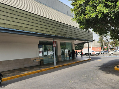 Local Comercial Exterior En Atizapán, Plaza Krystal