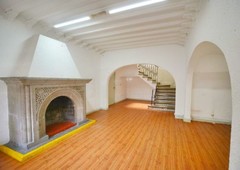 CASA CON USO DE SUELO para oficinas, RENTA/VENTA San Miguel Chapultepec