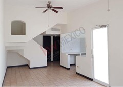 casa en renta, zona comercial-habitacional, torreón residencial