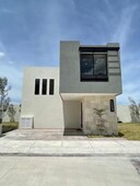 CASA EN VENTA EN COTO AL NORTE DE AGUASCALIEN