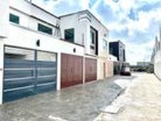 Casa en venta Calzada Al Pacífico, Cacalomacan, Toluca, México, 50250, Mex
