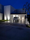 Doomos. Casa en venta en PRIVADA ARBÓREA en Conkal a 15 min de Plaza Altabrisa en Mérida,Yucatán