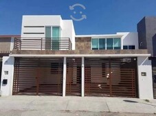 casa en renta en residencial santa fe