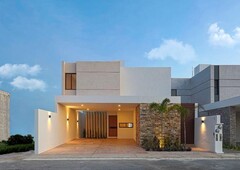 Casas en venta - 324m2 - 4 recámaras - Cholul - $4,150,000