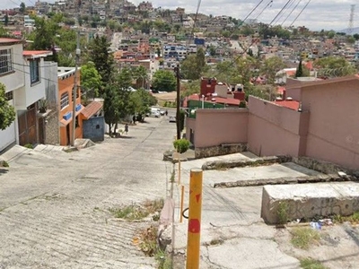 ¡¡Gran Oportunidad!! Hermosa Casa en Venta, REMATE BANCARIO con excelente ubicación, Col. México 68, Naucalpan de Juárez. CRRG14