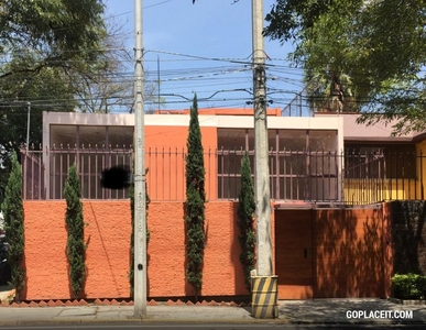 Casa de 4 recámaras en VENTA en Col Campestre Churubusco, CDMX - 2 baños