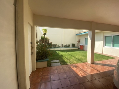 Casa en Venta Amplia e Iluminada, Ampliación Emiliano Zapata - 3 recámaras - 3 baños - 315 m2