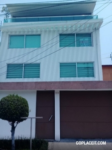 Casa, Residencia en venta en Cd Satélite, Naucalpan - 5 baños - 360 m2